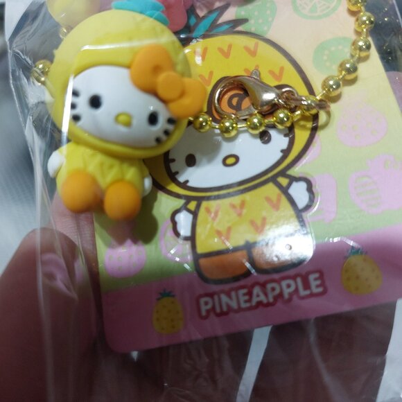 Hello Kitty Keyring Keychain Charm Bag Charm Mini Clip On Accessory 3 to Choose - Picture 3 of 13